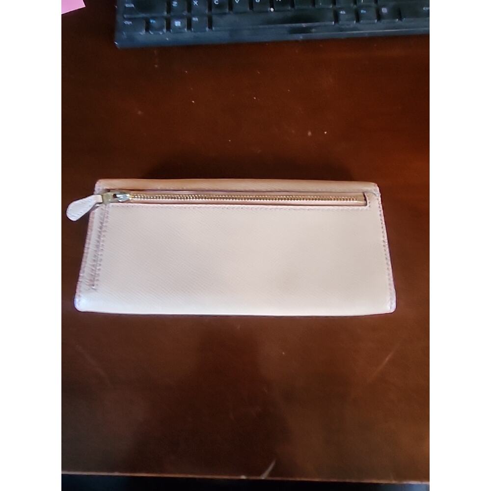 Coach Slim Envelope Wallet in Beige Crossgrain Leather - Picture 3 of 6